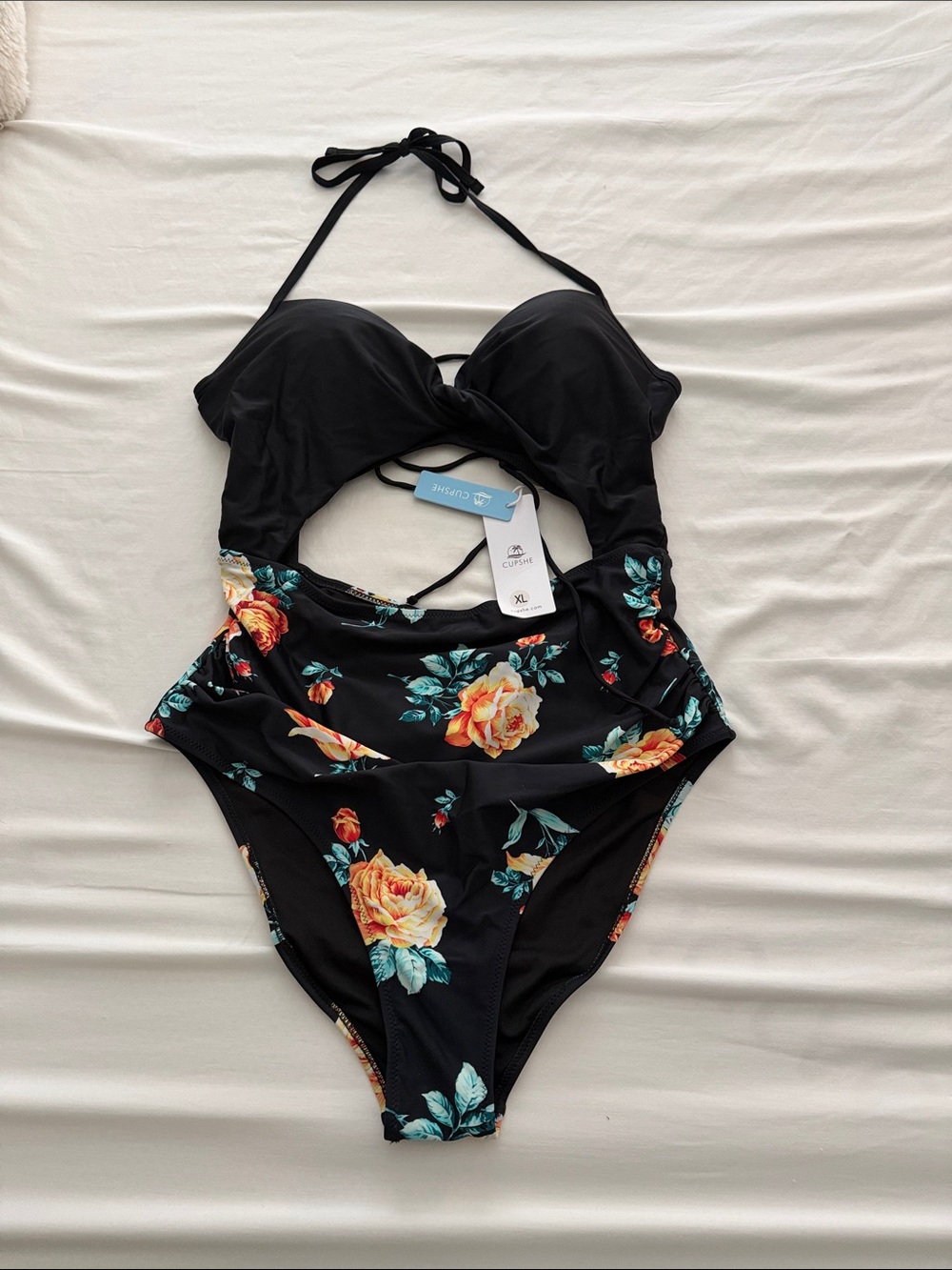 Cupshe Black Floral Cutout One-Piece Swimsuit